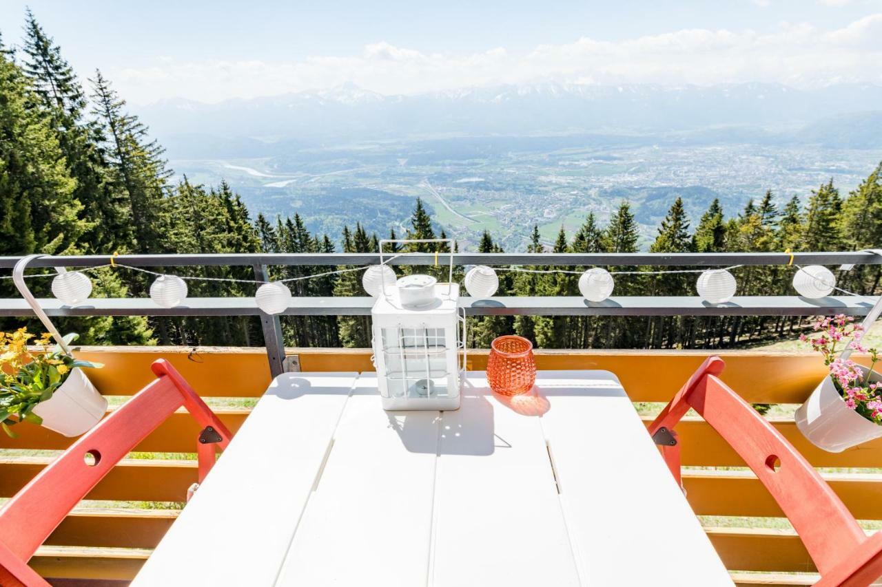 Mooki Mountain & Pool Gerlitzen Apartment Kanzelhohe Eksteriør billede